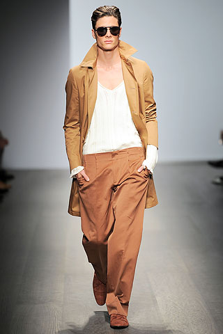 Salvatore Ferragamo / - 2010